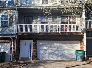 515 Silver Leaf Dr, Christiansburg, VA 24073