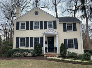 6208 Newburn Dr, Bethesda, MD 20816