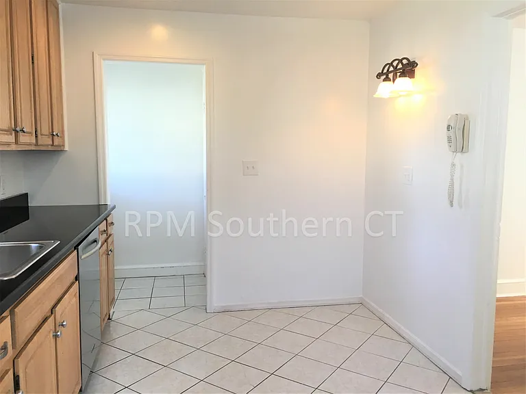 330 Fort Hale Rd — Photo 11