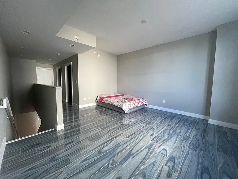 1208 E Kennedy Blvd #320 — Photo 12