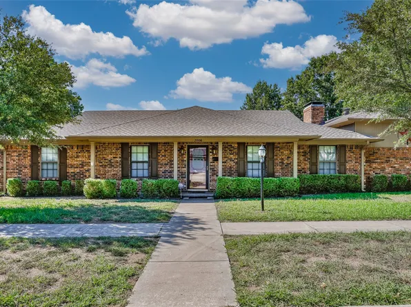 2006 Everglade Dr, Gainesville, TX 76240