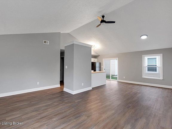 3rd image of 4225 Lambert Ave