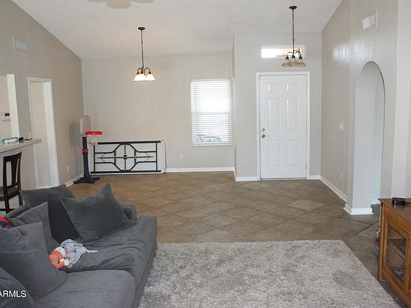 5th image of 3733 E Emerald Ave