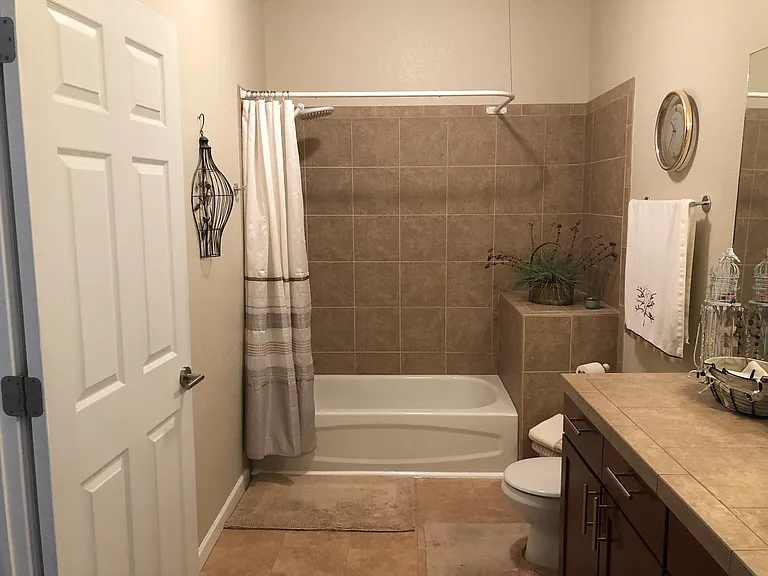 22580 E Ontario Dr #201 — Photo 5