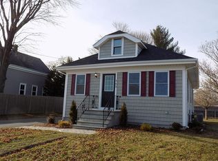 105 Meribah St, Somerset, MA 02726