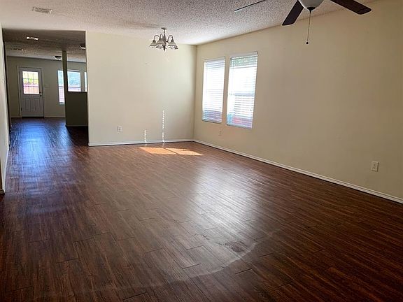 4th image of 2713 Vasey Oak Dr