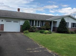 2010 Portzer Rd, Quakertown, PA 18951