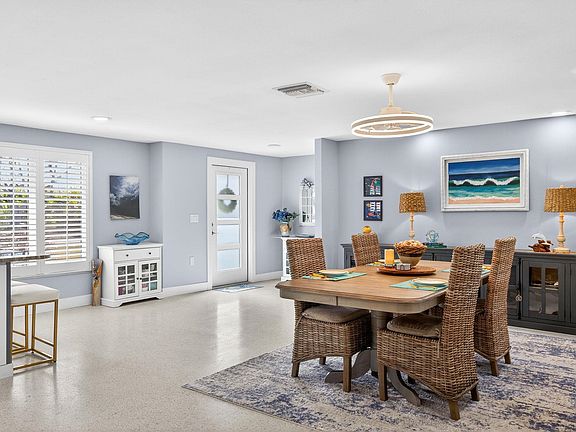 4th image of 1972 Roseate Ln