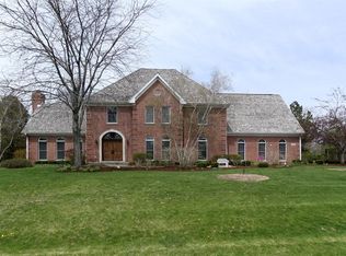 28570 W Heritage Oaks Rd, Barrington, IL 60010