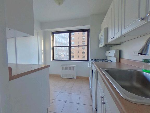 2nd image of 345 E 80th St APT 9F