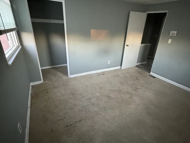 2171 Amherst Ave — Photo 6