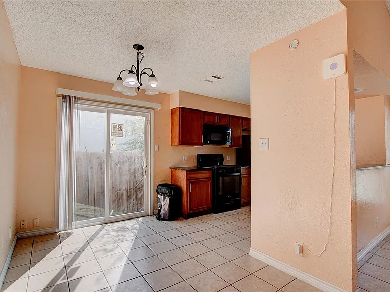 10621 Lanshire Dr #A — Photo 5