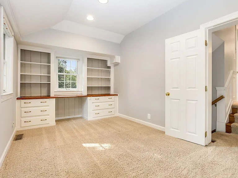 3233 Stephenson Pl NW — Photo 24
