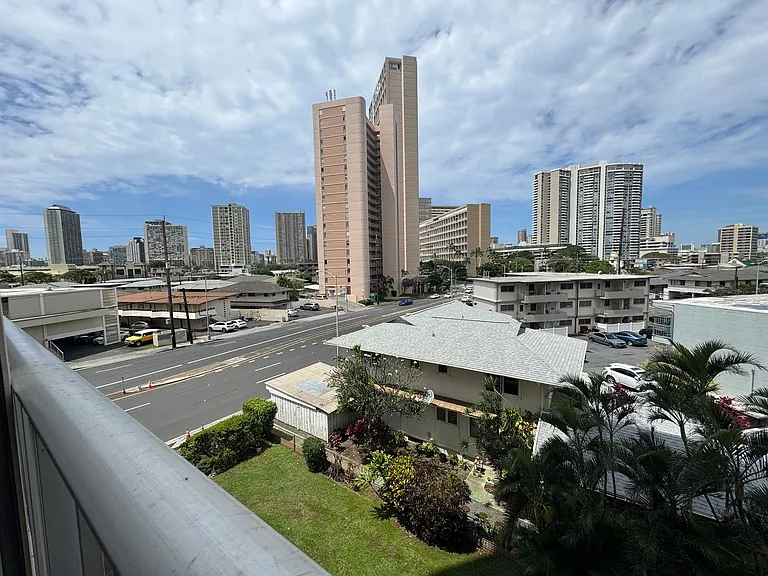 2474 Kapiolani Blvd #401 — Photo 12