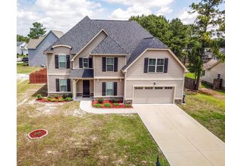 6029 Gallberry Farms Rd, Hope Mills, NC 28348