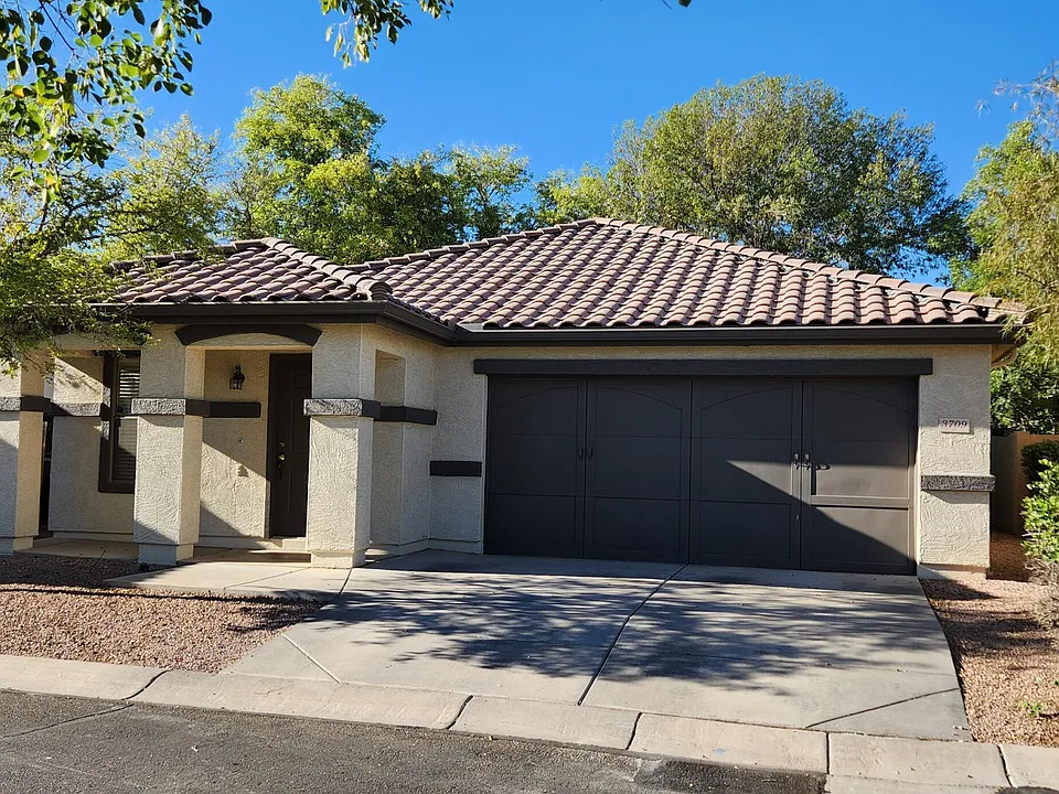 3709 E Jasper Dr