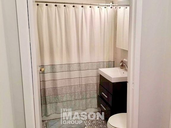 5th image of 70 W 109th St #1L