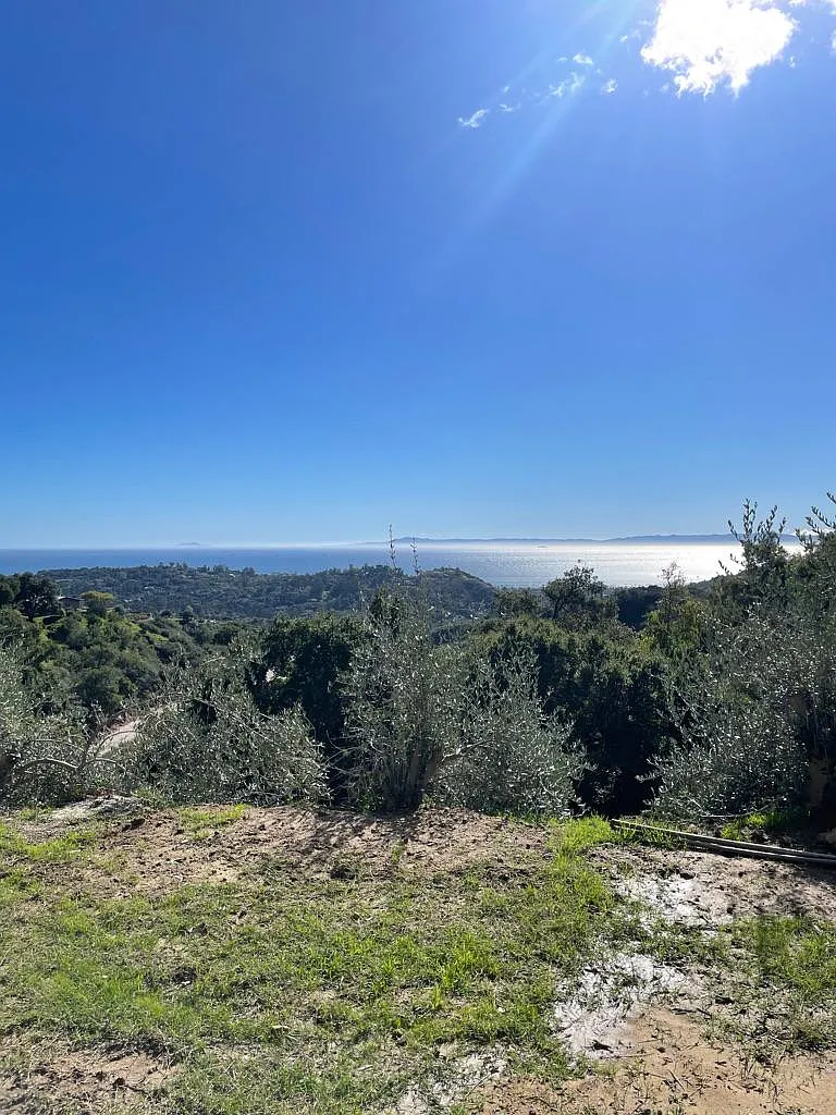 W Mountain Dr, Santa Barbara — Photo 1