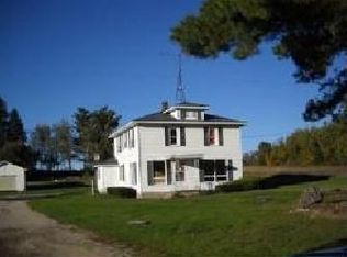 8948 8 Mile Rd, Kaleva, MI 49645