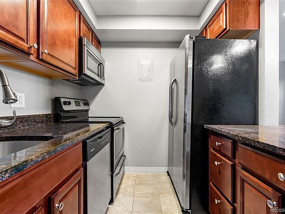 3rd image of 625 N Pennsylvania Street #407
