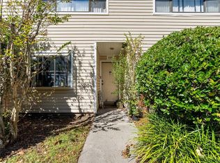 825 SW 60th Ter #825, Gainesville, FL 32607