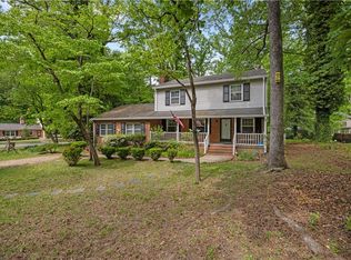 101 Richards Rd, Williamsburg, VA 23188