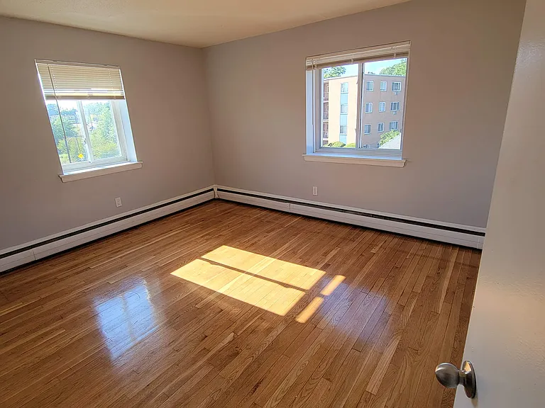 720 River Street — Photo 9