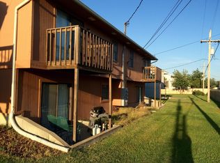 6113 SW 26th Ct, Topeka, KS 66614