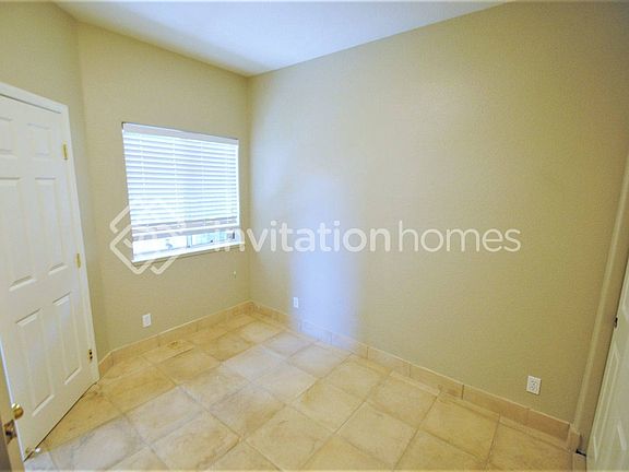 2nd image of 807 Reilly Ct
