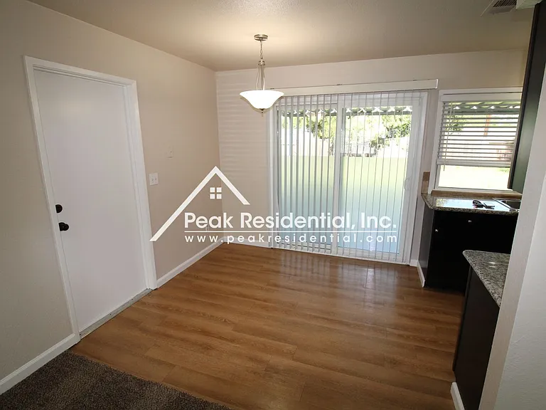 7409 Cushman Ct — Photo 4