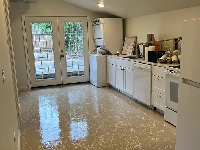4109 Edison St — Photo 9