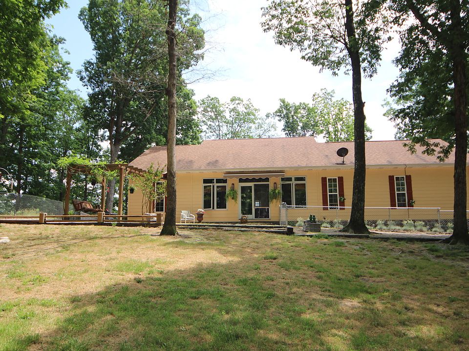 1st image of 105 Lakota Ln
