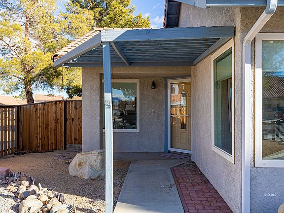 5th image of 718 Regency Ct
