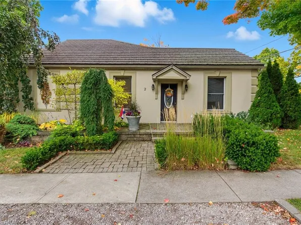 2 Union St, Flamborough, ON L0R 1R0