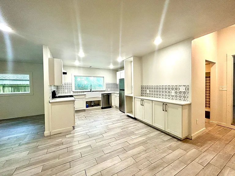 72 Bois D Arc St — Photo 4