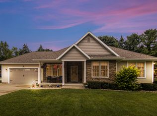 4888 Marilyn Jane Way, Stevensville, MI 49127