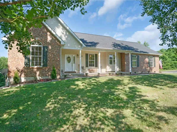 225 Dale Dr, Washington, MO 63090