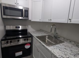 (Undisclosed Address), East Windsor, CT 06088