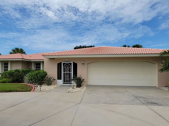 2nd image of 425 E Rossetti Dr