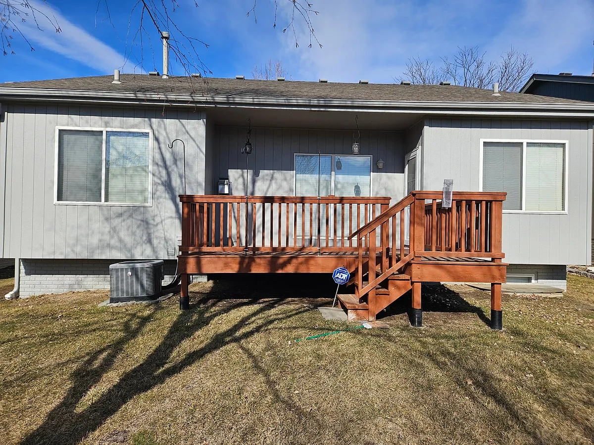 Backyard and deck - 15125 Camden Ave