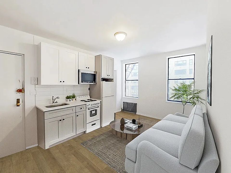 2nd image of 1301 3rd Ave APT 3F