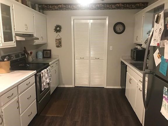 4th image of 54 Cottonwood Dr