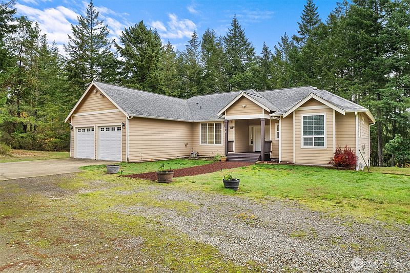 2nd image of 2311 202nd Avenue SW