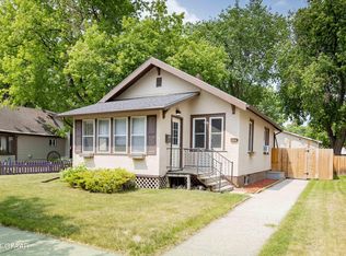 1420 7th Ave N, Grand Forks, ND 58203
