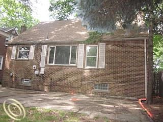 5th image of 8658 Riverdale St