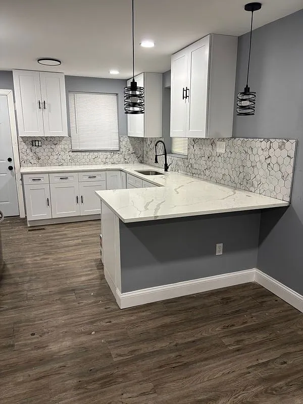 2 bed, 1.0 bath, 550 sqft, $1,600 — Photo 1