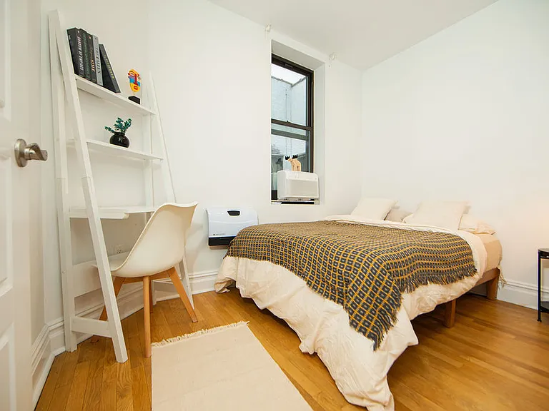 111 Greenpoint Ave #A2 — Photo 26
