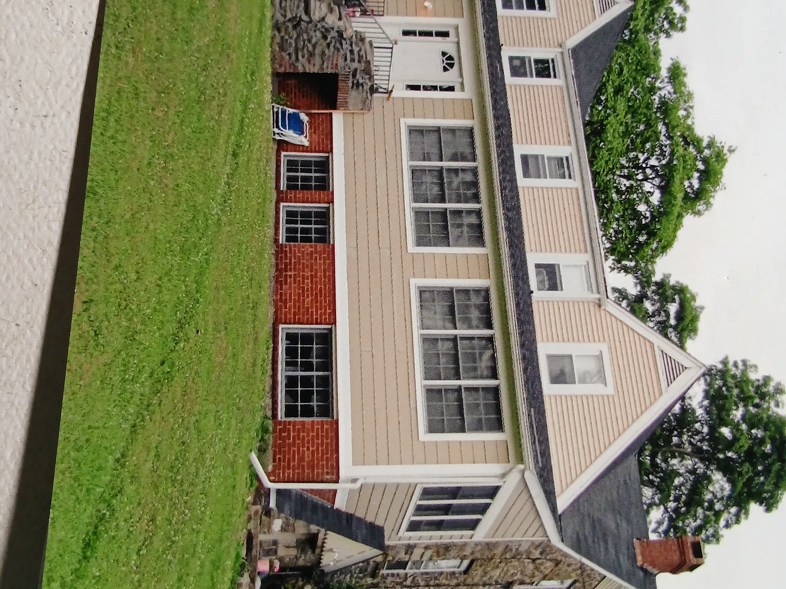 720 New Paltz Rd — Photo 1