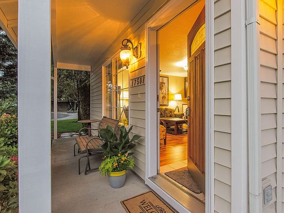 3rd image of 17508 SE 16th Cir
