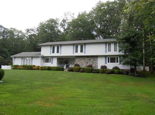 216 Timber Ridge Dr, Beckley, WV 25801